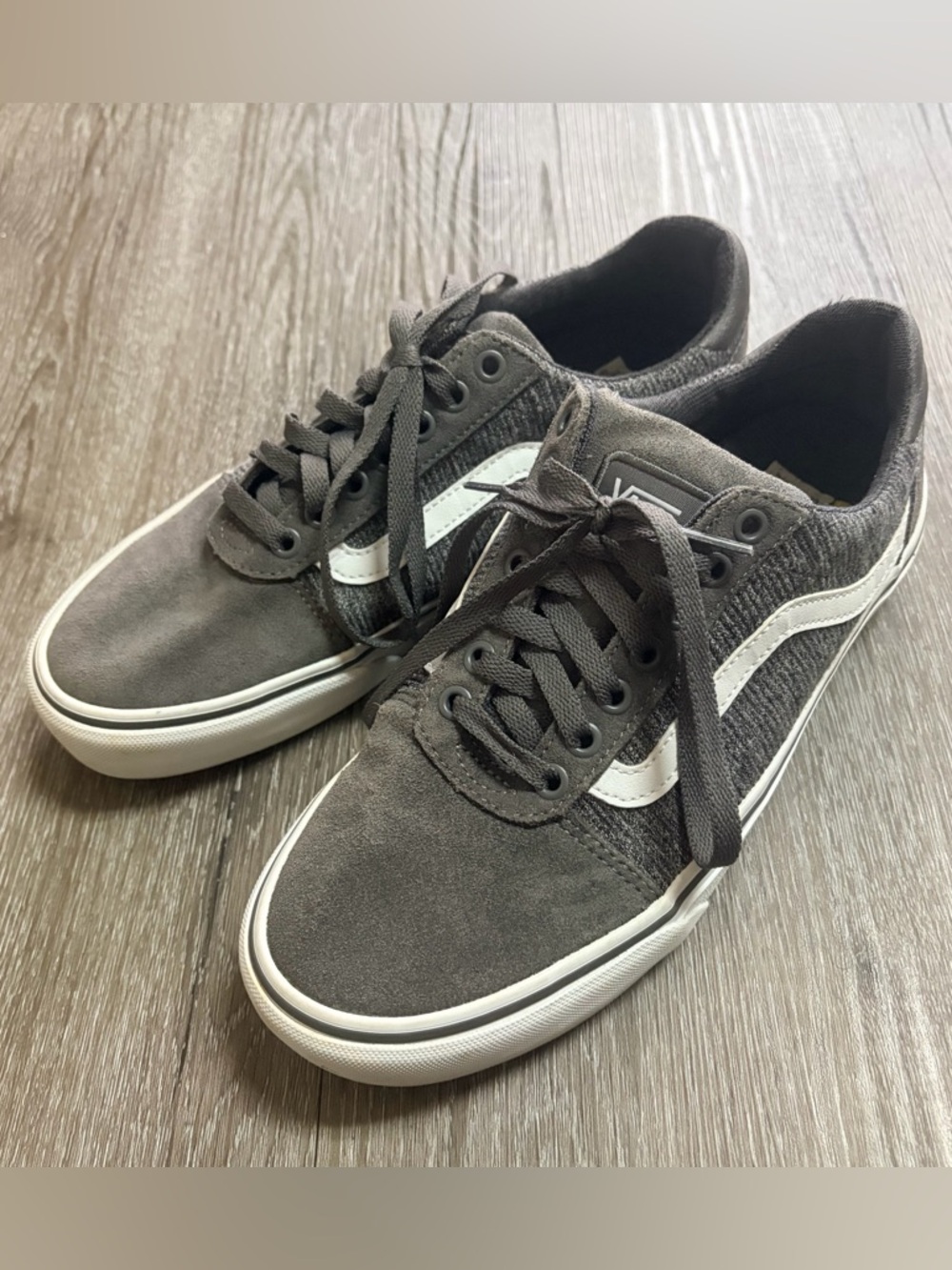 Vans Old Skool Gray Canvas Men’s 8 Lace Up Skate Shoes Casual Sneakers